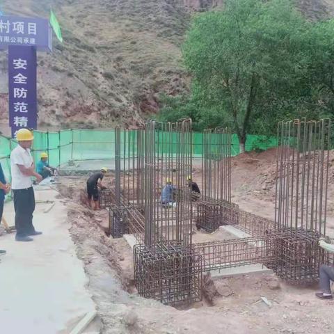 加快项目建设进度，推进全域旅游创建