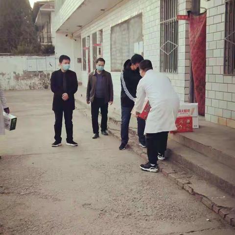 抗疫铸大爱，慰问显真情