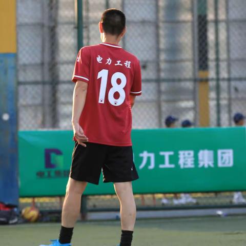 贺岁杯足球赛迎来了第二场比赛