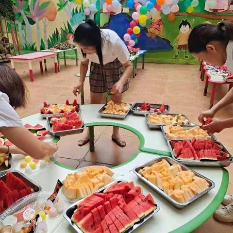 6.11艺海幼儿园美食联欢会