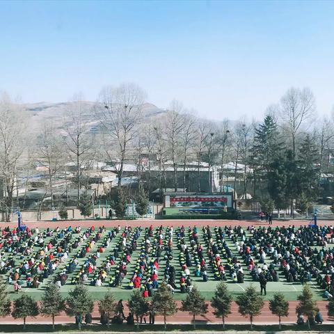 家校携手，共同托起明天的太阳——西拉科学校“期中家长会”