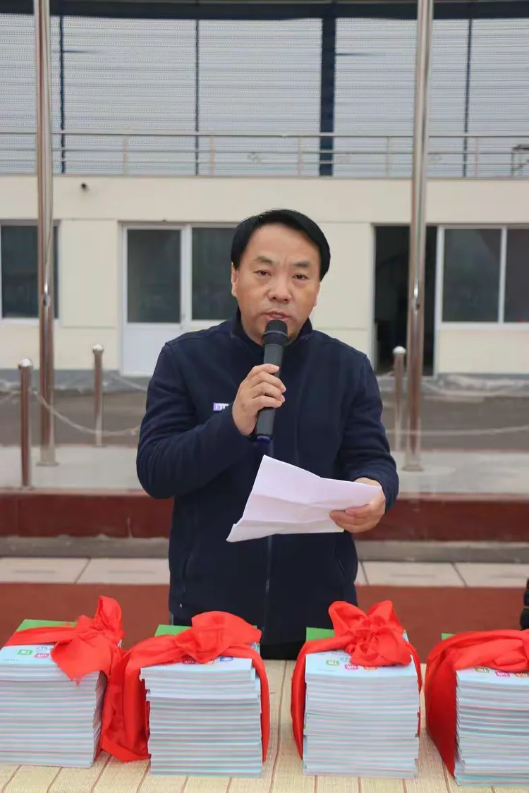 忻州市金融知识进校园活动在定襄一波中学举行启动仪式