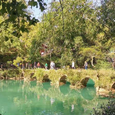 荔波大小七孔风景音乐美篇：绿水青山，美景如画