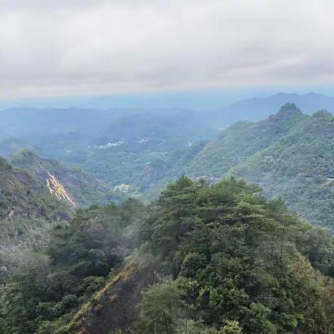 202110打卡容县都峤山