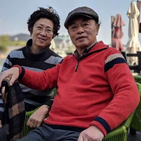 自由自在的退休生活和与全家在一起的日子里