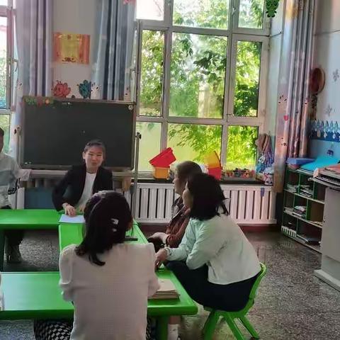 冲乎尔镇第二中心幼儿园与冲乎尔镇齐巴尔托布勒格村小学“幼小衔接”联合教研活动