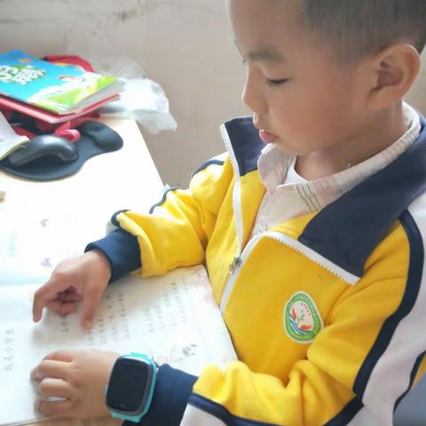 亲子阅读我是实验小学一（14）班高蘅