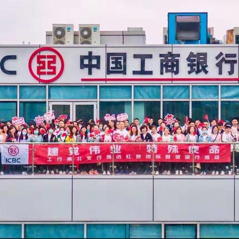 《她们》