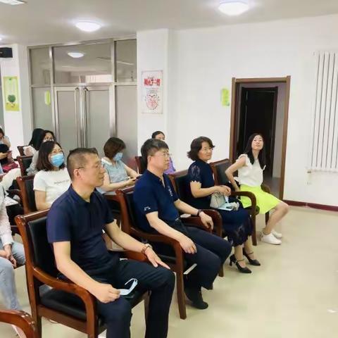 用爱传递温暖，用“心”为生命服务—兴隆台区教师进修学校心理健康志愿者服务队启动仪式暨首次培训活动纪实