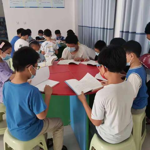 【定州市小召小学】畅游书海，乐享双减