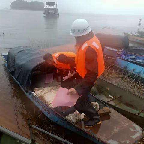 联合执法，贯彻落实安全生产