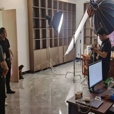 市市场监管局调研组赴资溪县调研督导企业集群注册登记工作