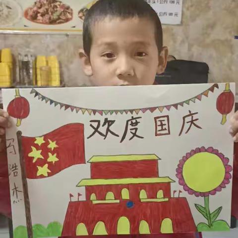 请听，请看一（2）班同学对祖国稚嫩真诚的祝福