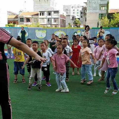 五里镇幼儿园大三班开学一周总结🌻