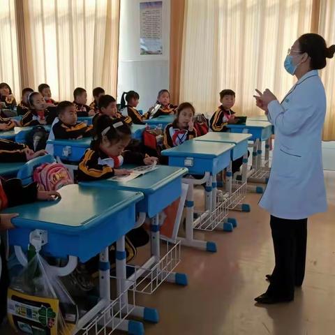 滨州经济技术开发区第一中学2019级十三班开展爱眼护眼活动