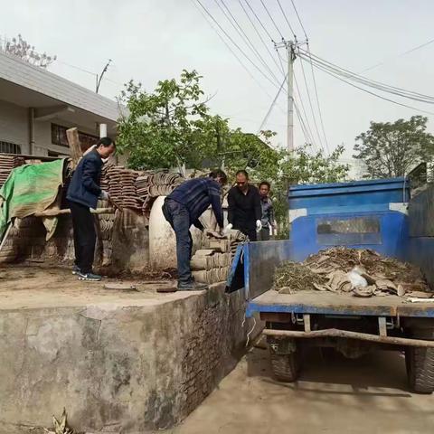 4月11日，迎检国卫复审，临潼区骊山风景区地下水资源管理中心在行动。