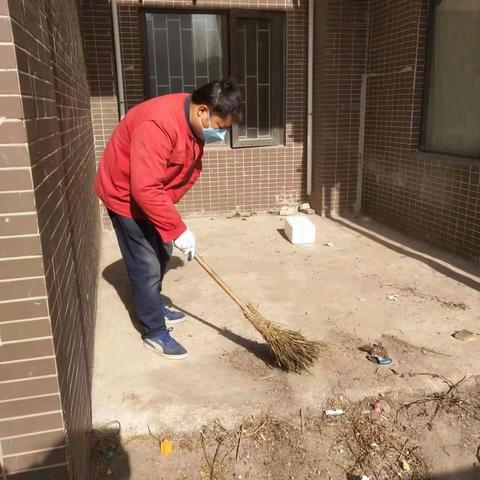 建桥街西大街社区周末卫生大扫除