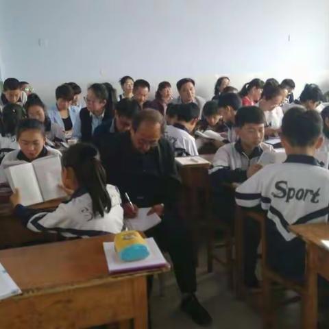 教师成长路何在？校际交流促提高 ——记回民小学 南岭小学 王土房小学校际交流活动