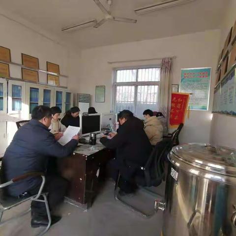 反思    研讨   提升——大寒泉学校第三次月考成绩分析会和表彰会