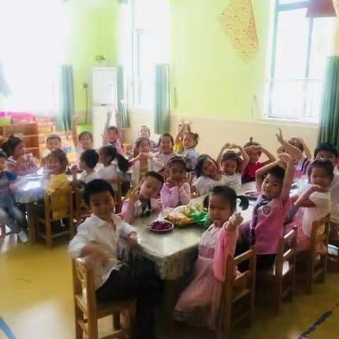 我们的节日—— 城市花园幼儿园开展中秋主题活动