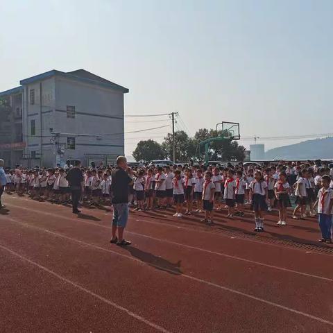 “消防安全伴我行，时刻牢记在我心”——国光小学消防安全应急疏散演练