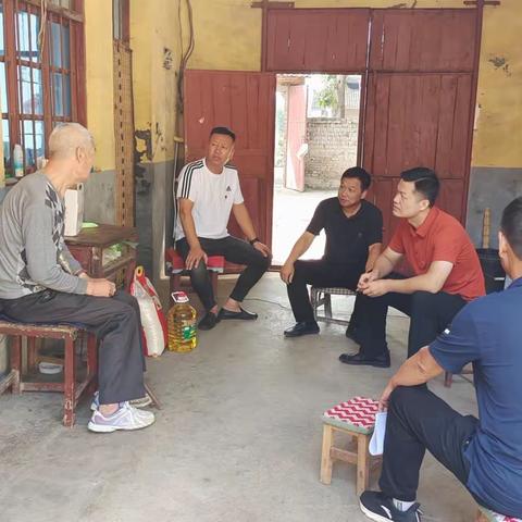 爱在中秋，情暖人心