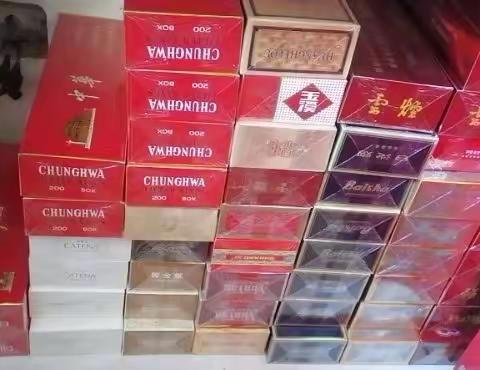 卷烟库存归类存放，一起加油！一起干！