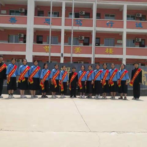 锐意进取，再创辉煌                                                      — —   菜园镇东街学校喜报