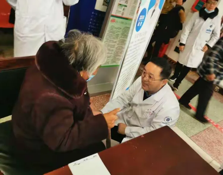 北京中醫醫院張炳厚團隊精英成員跑腿掛號,誠信經營,服務好的簡單介紹 北京中醫醫院張炳厚團隊精英成員跑腿掛號,誠信經營,服務好的簡單介紹