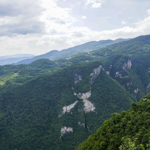 巴东野三关旅游之巴人河