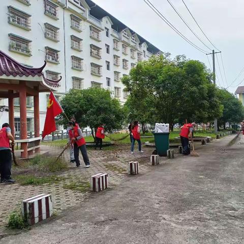 桂北农场社区党总支部联合桂北农场公司开展“弘扬五四精神、牢记初心与使命”主题党日活动