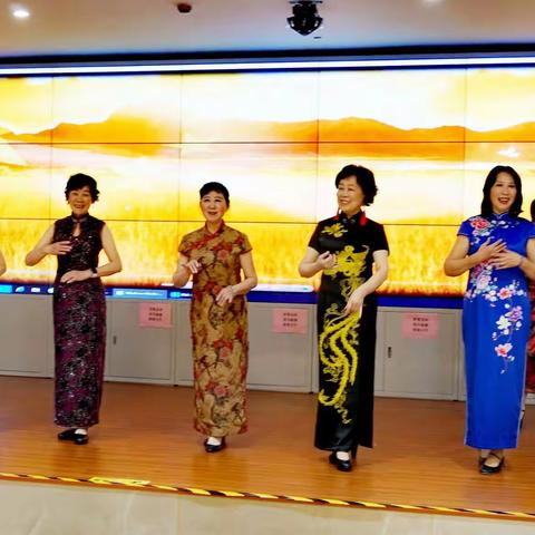 我家住上海——星火群部分女生演绎“上海瑶”随记