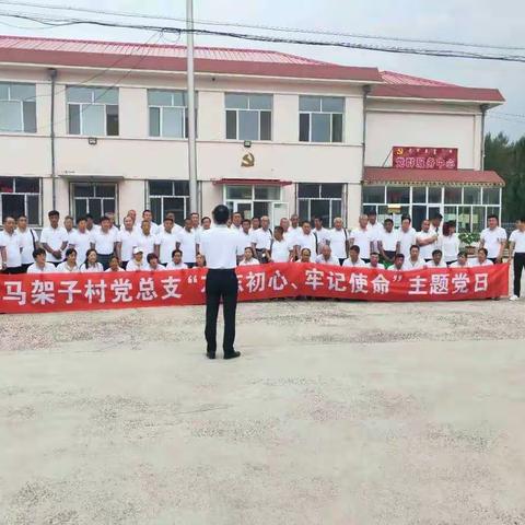 追寻先辈足迹，弘扬红色精神