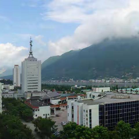 《5. 平湖2008-三峡啊，三峡，我要给你留个影》