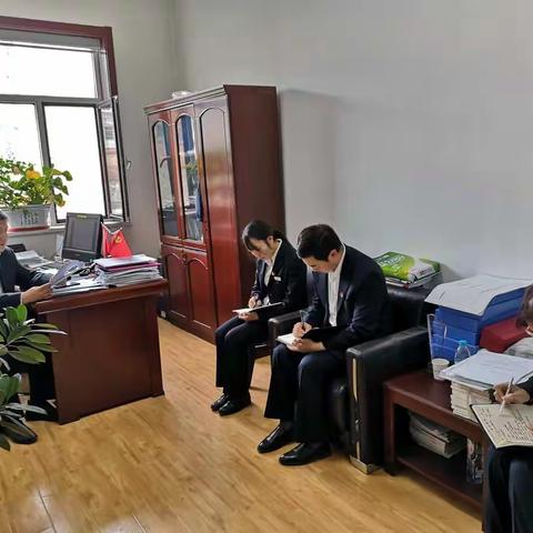 湟中支行办公室开展案件警示教育学习活动