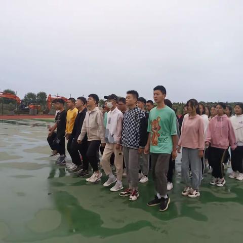 沁州中学高一三班军训纪实