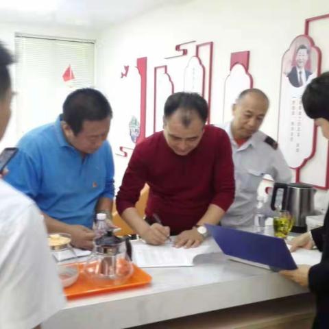 公汽党群服务开展党群活动