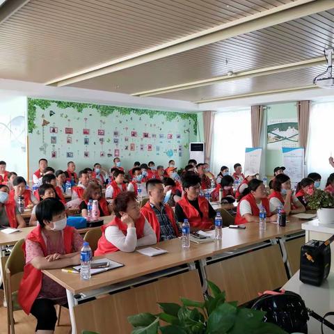 【吹响居家培训集结号】加强技能培训，争做全能居家养老员