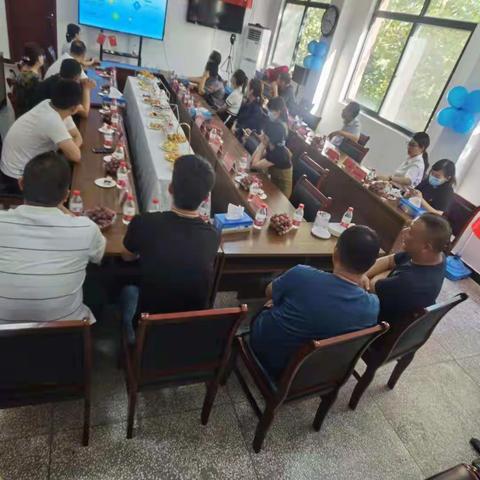 西平支行举办普惠客户中秋答谢会暨普惠产品宣讲会