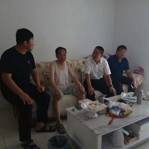 温情系万家，真情暖人心