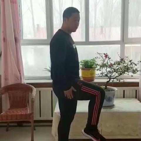 “共战疫情.文旅体与您相伴”，宁城县少年儿童体育学校开展“停课不停训”活动（十一）