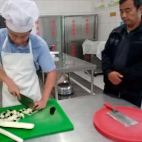 相公庄中心幼儿园厨师烹饪技巧培训