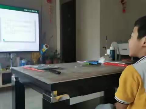 书是静态的人生，生活才是动态的书