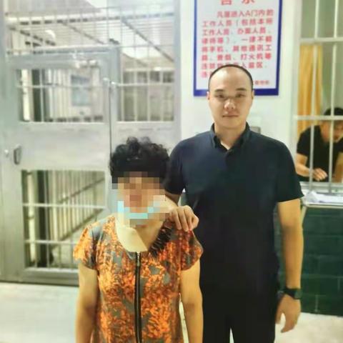 前进派出所破获一起入室盗窃案，抓获犯罪嫌疑人一名，追回被盗手机一部