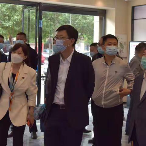 观摩指导共进步 交流经验促提升