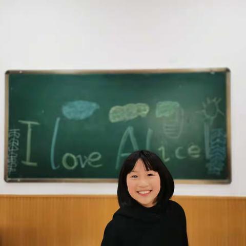 老师爱改作业系列（只是～没有四线格的书写真是惨不忍睹😅😅）