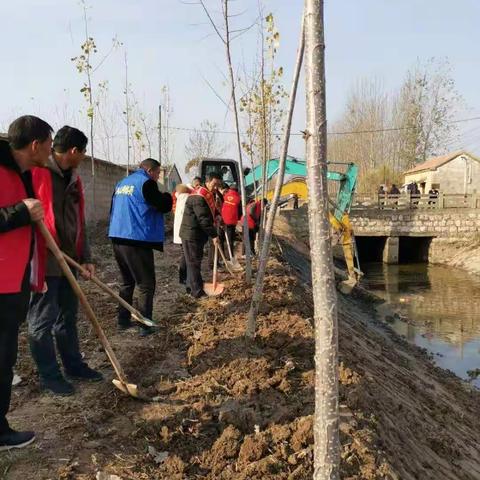 【新时代文明实践 铜山在行动】沿湖街道：志愿者助力美丽河道建设