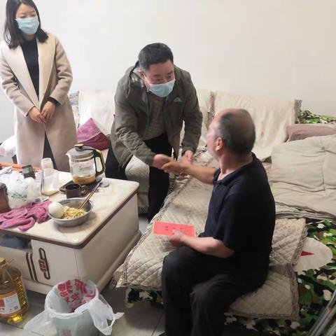 “寒冬送温情 走访暖人心”雁塔区残联理事长徐凯走访慰问曲江街道困难残疾人