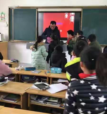 余小五四：欢乐元宵，我们的精彩不一样!