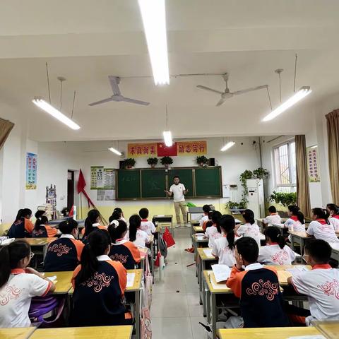 华阴市城关小学2022年度【硬笔书法】社团活动总结